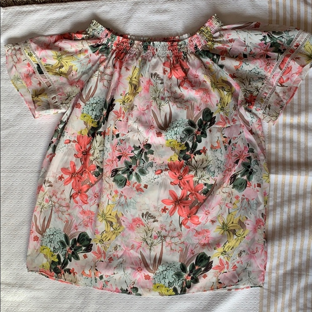 Ivanka Trump off the shoulder floral top